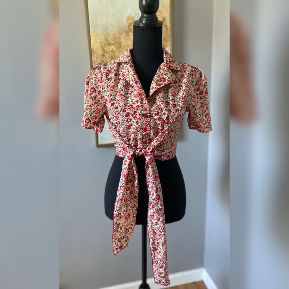 Floral Crop Top with Front Tie
